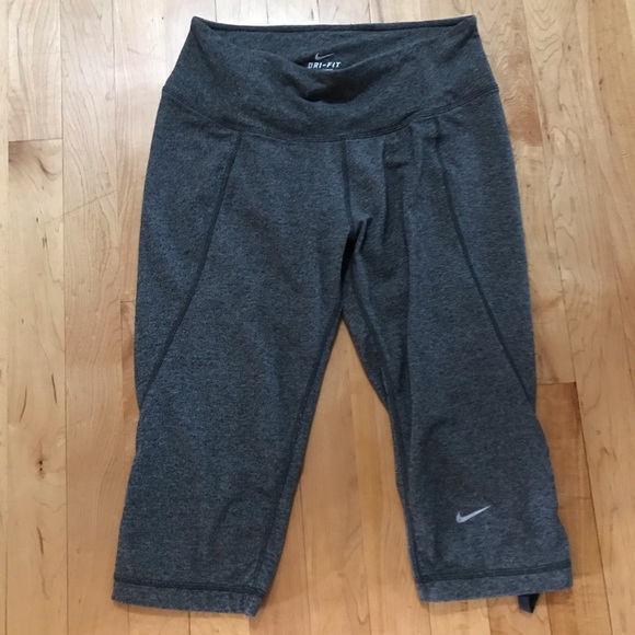 Nike Pants - Nike Crop Leggings